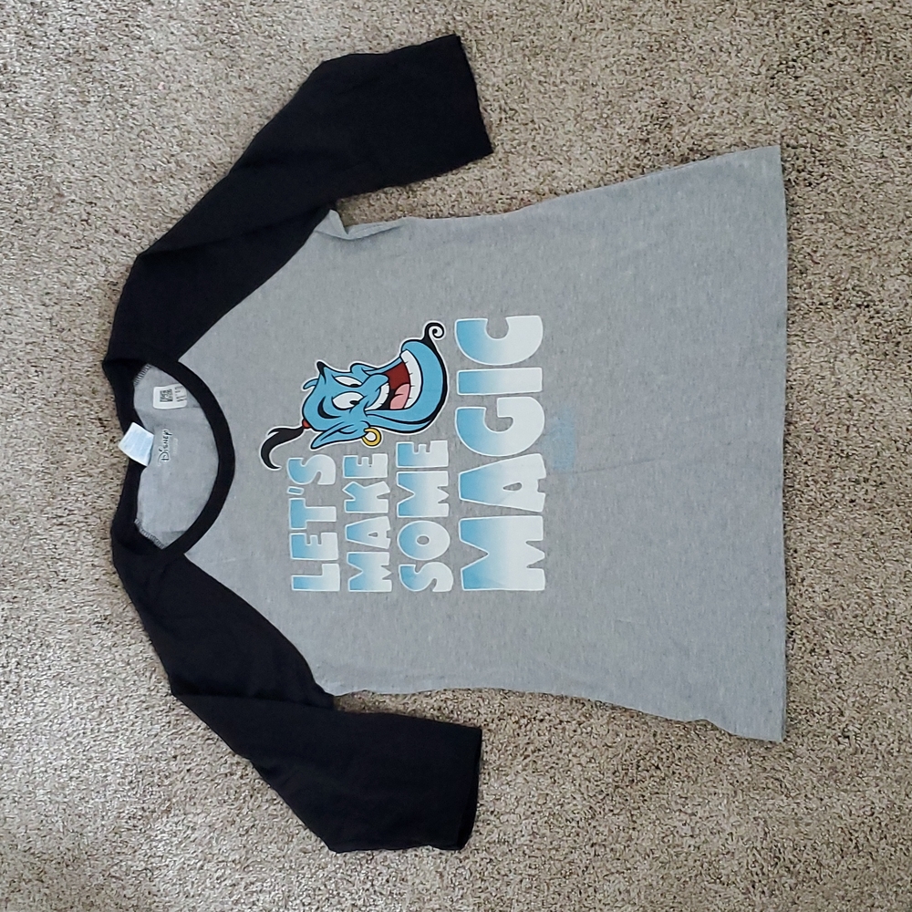 NWOT Genie tee, size M